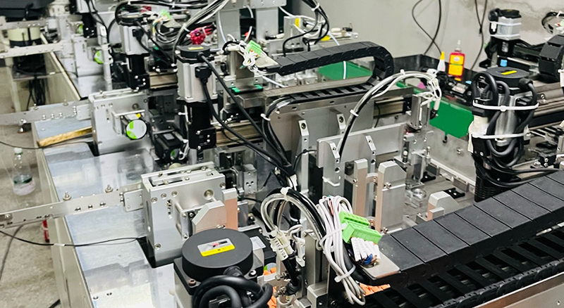 自動化組裝設(shè)備相較于人工組裝在效率上具有哪些？