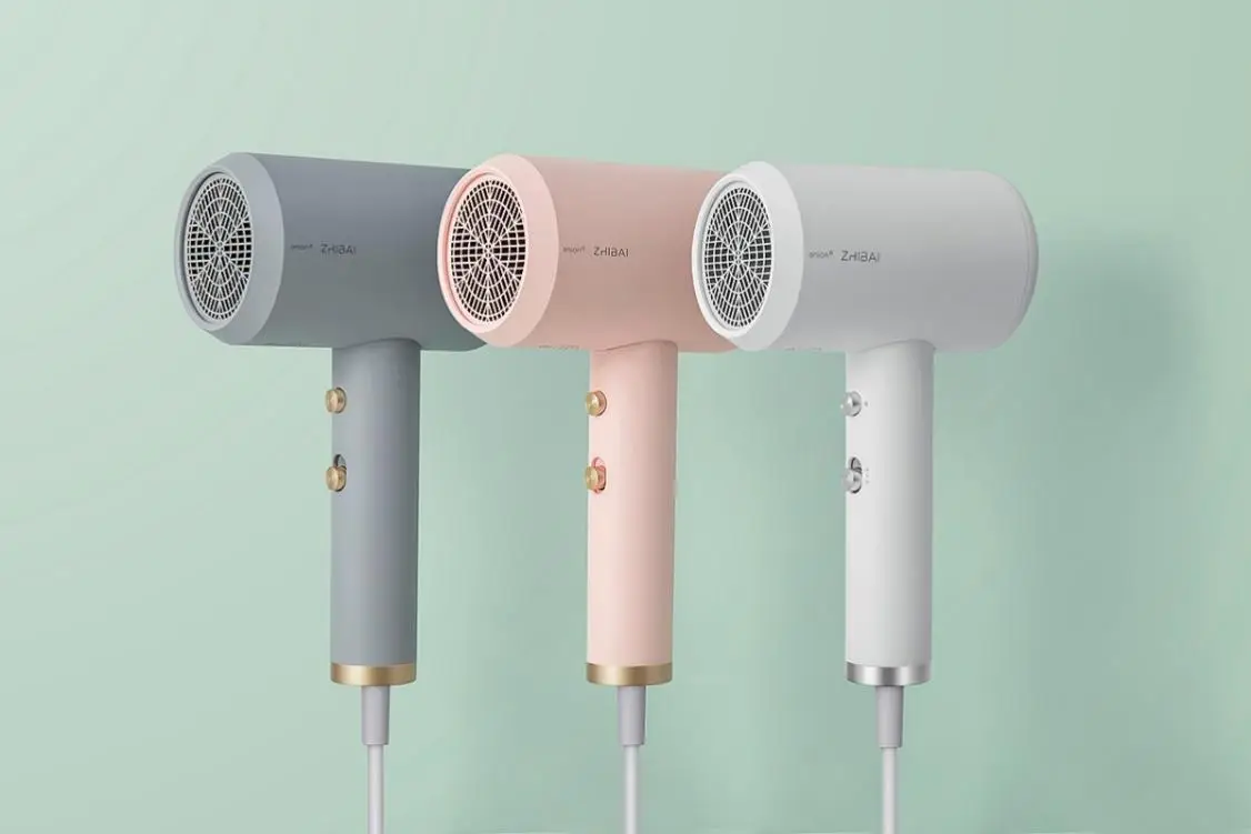 吹風(fēng)機非標(biāo)自動化設(shè)備：結(jié)構(gòu)、使用注意事項及工作原理